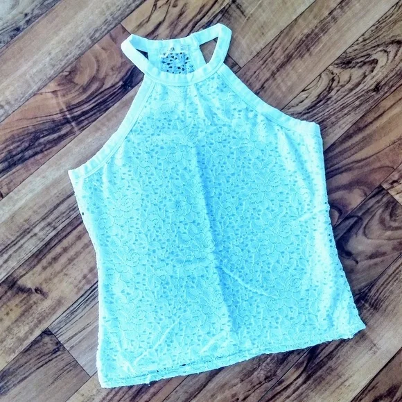 Hollister white lace eyelet top - Picture 5 of 8